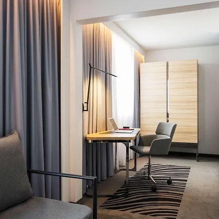 Novotel Centre 4*
