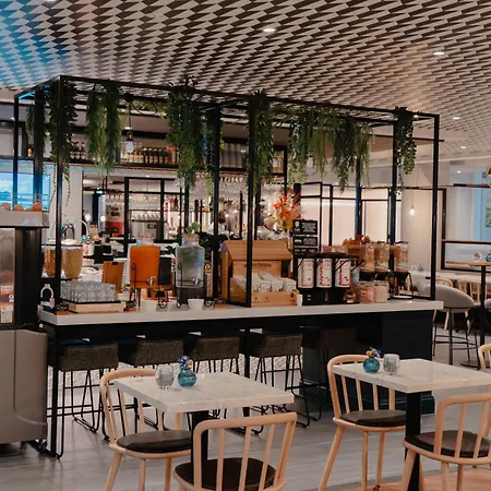 Hotel Novotel Centre 4*