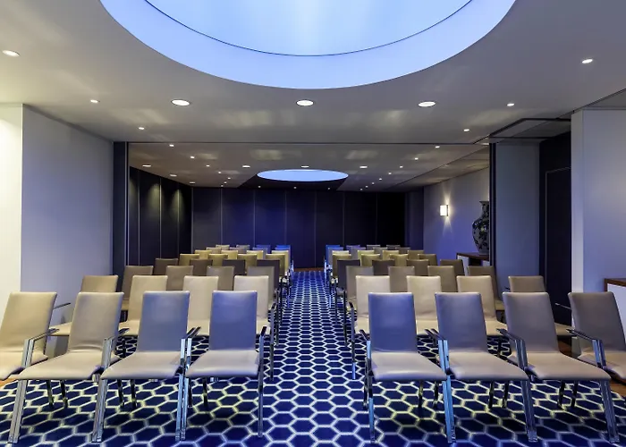 Novotel Centre, Fully Renovated