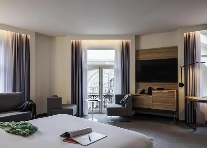 Hotel Novotel Centre 4*