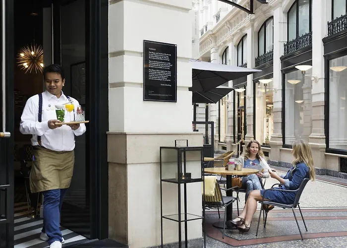 Novotel Centre, Fully Renovated Hotel Den Haag