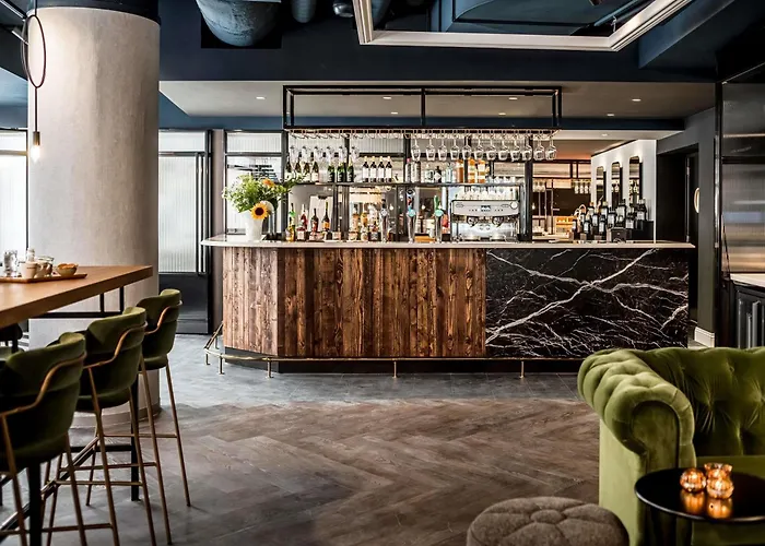 Hotel Novotel Centre, Fully Renovated 4*