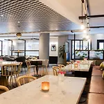 Novotel Centre 4*