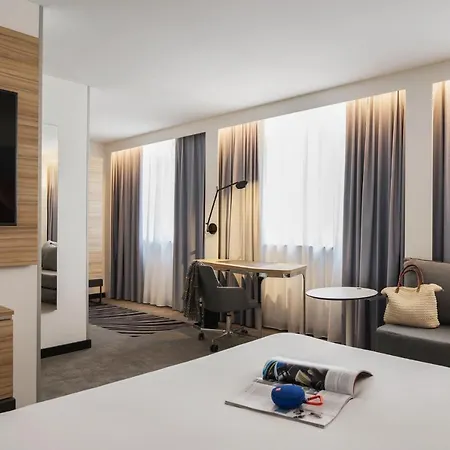 Novotel Centre, Fully Renovated 4*