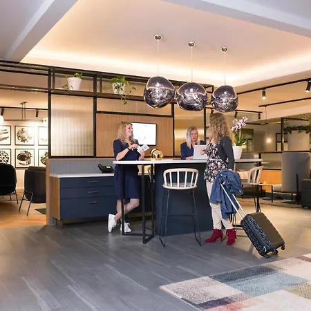 Novotel Centre 4* Haia