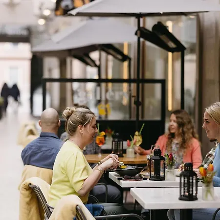 Hotel Novotel Centre, Fully Renovated 4*