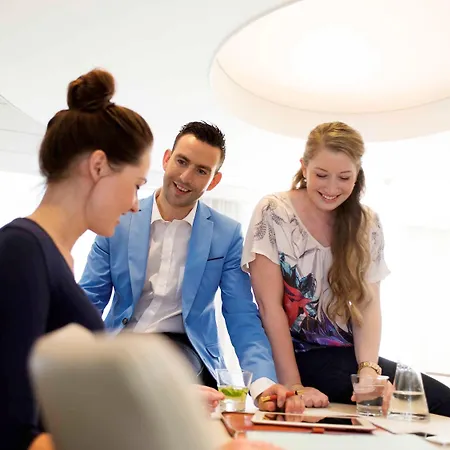 Novotel Centre 4* Lahey