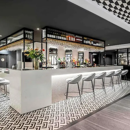 Novotel Centre 4*