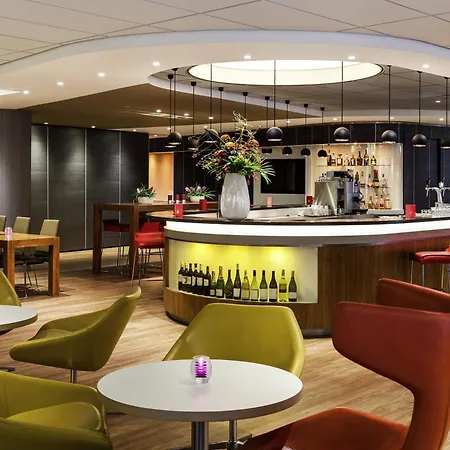 Hotell Novotel Centre 4*
