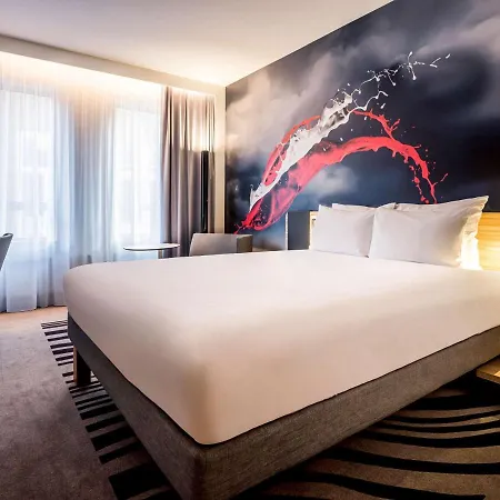 Novotel Centre, Fully Renovated 4* Den Haag