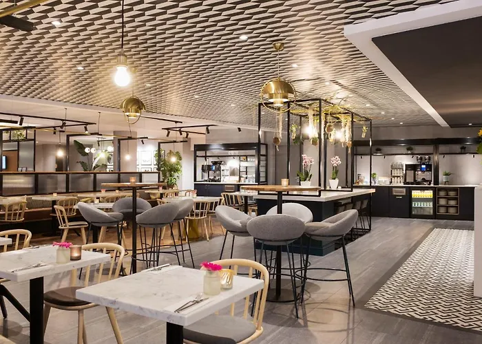 Novotel Centre Отель Гаага