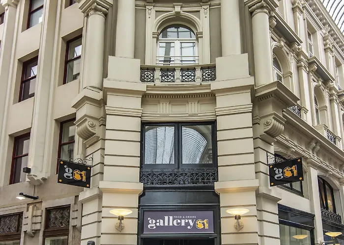 Отель Novotel Centre